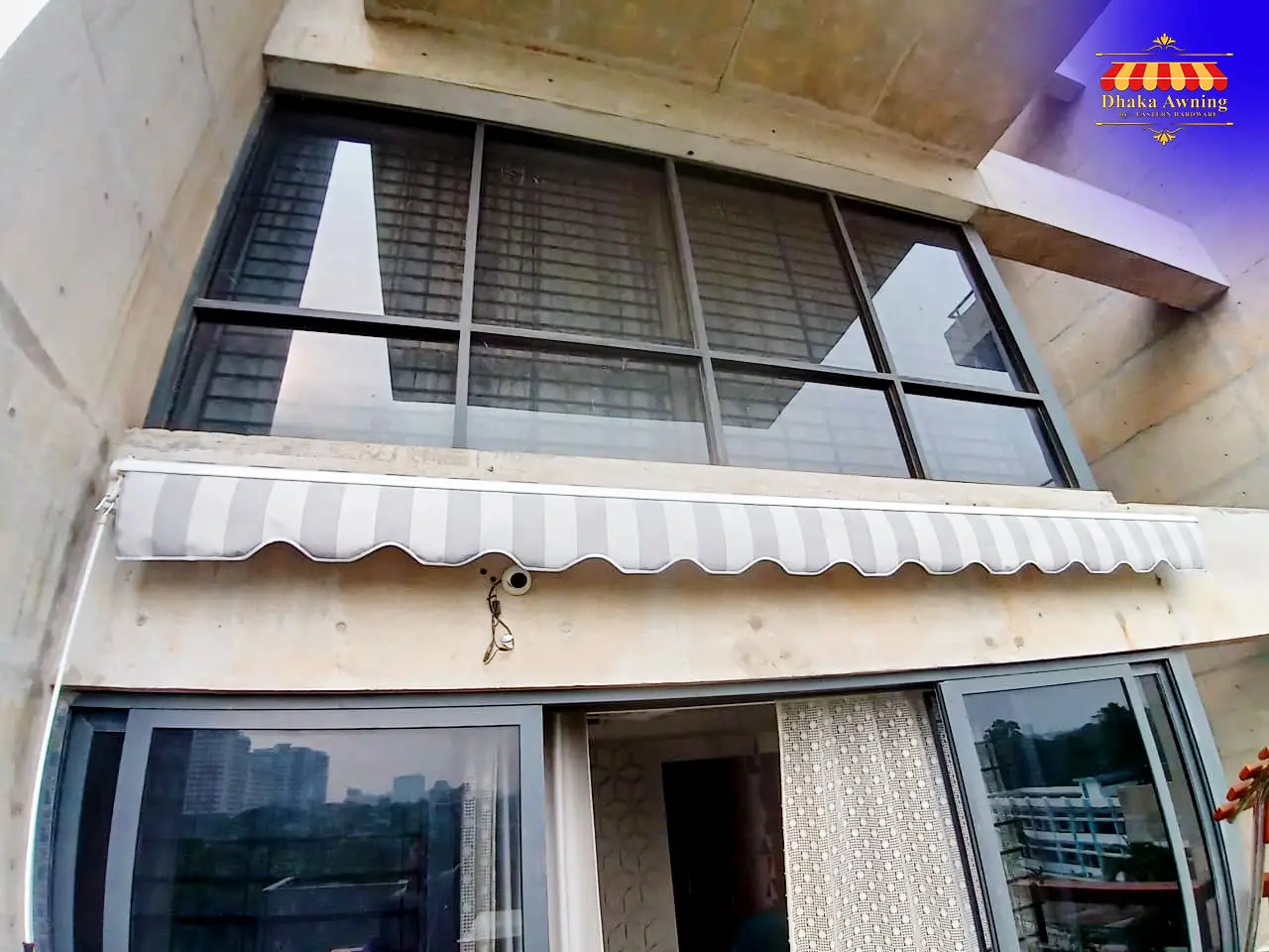 Retractable Awning (Manual) Aluminum Accessories Water-Resistant Patio Sun Shade with Hand Crank Pole For Outdoor Home UV & Water Resistant - Image 3